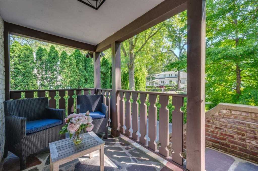 566 Forest Avenue, New Rochelle, NY 10804 - Photo 28 of 37