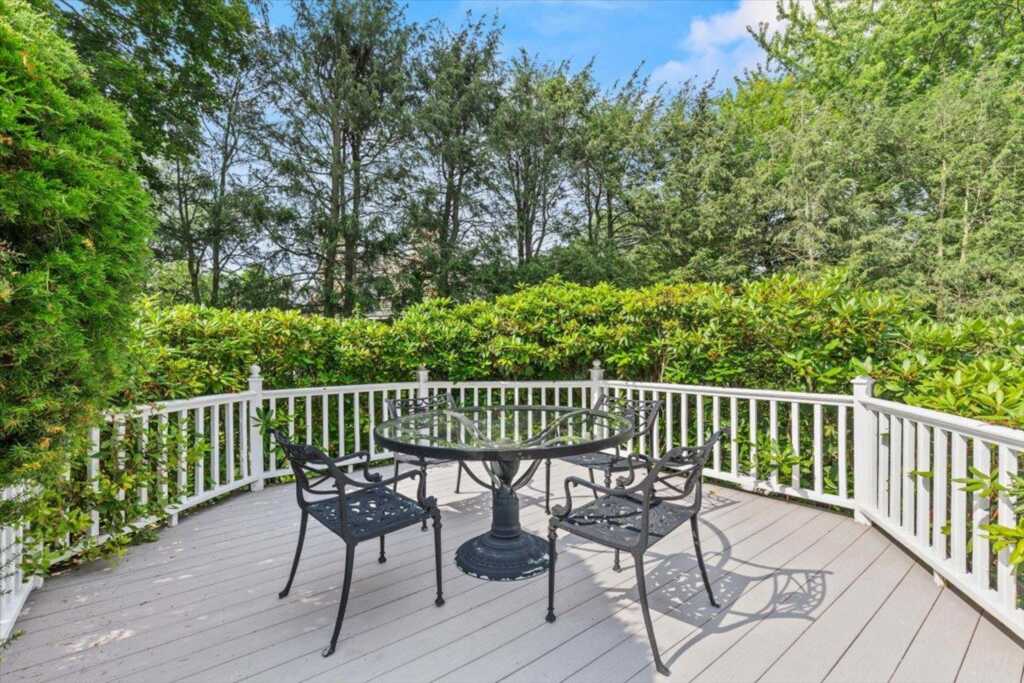 655 North Street, Rye, NY 10580 - Photo 37 of 48