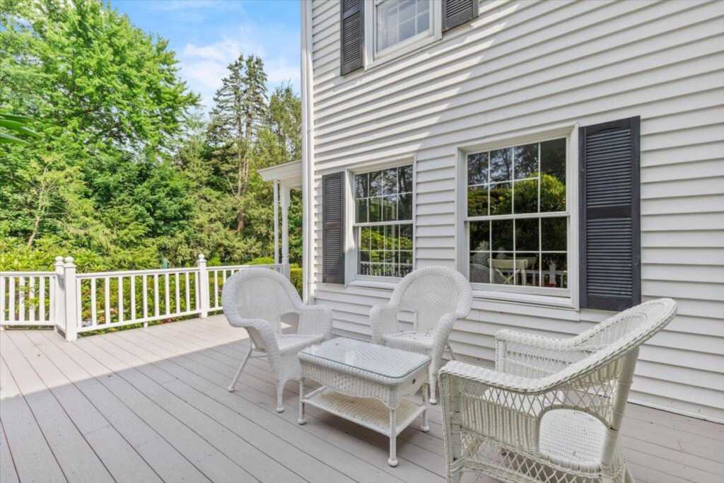 655 North Street, Rye, NY 10580 - Photo 39 of 48