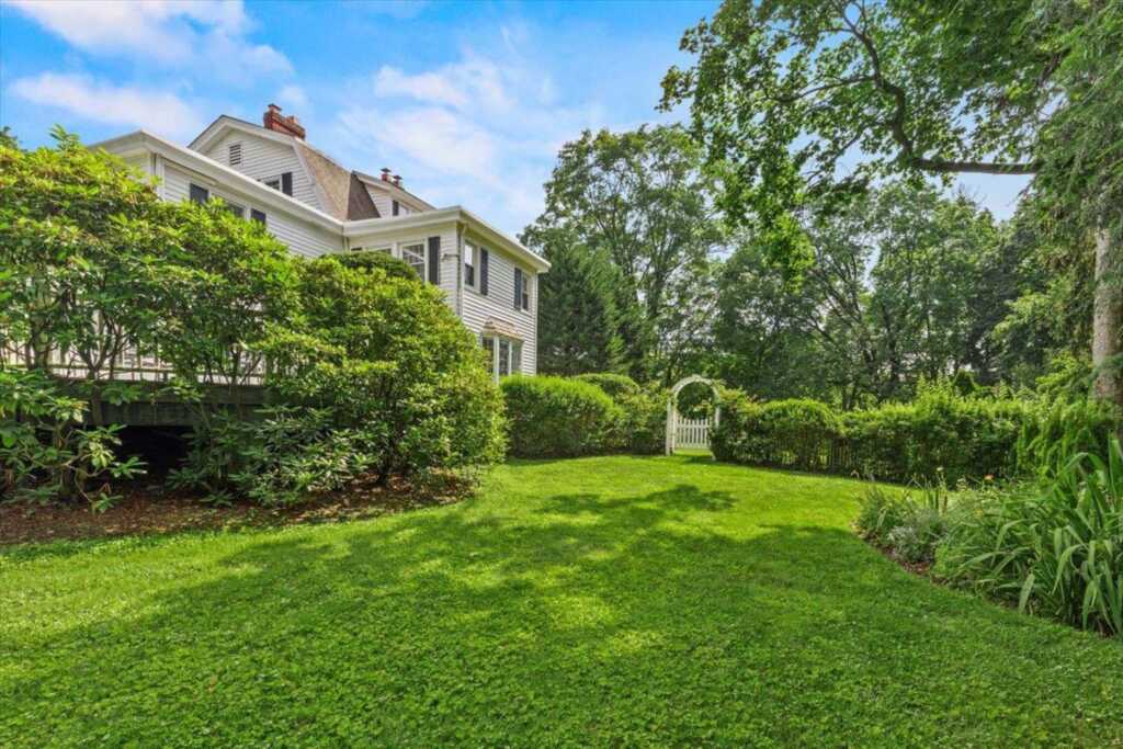 655 North Street, Rye, NY 10580 - Photo 41 of 48