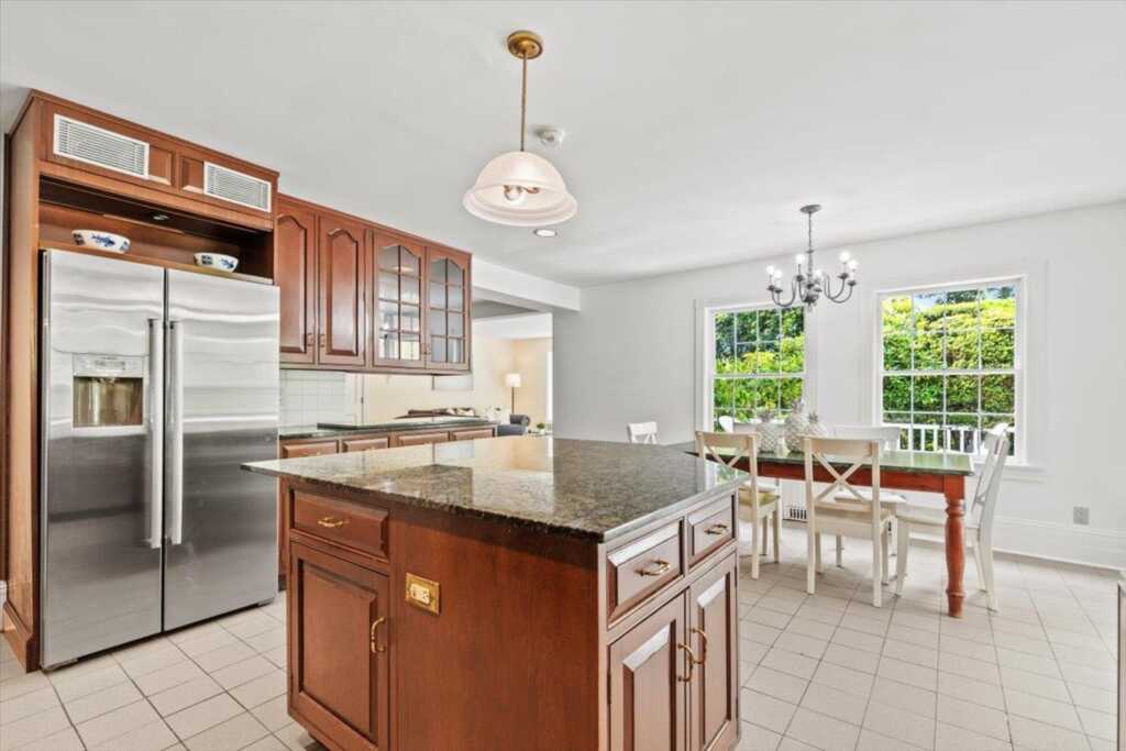 655 North Street, Rye, NY 10580 - Photo 6 of 48