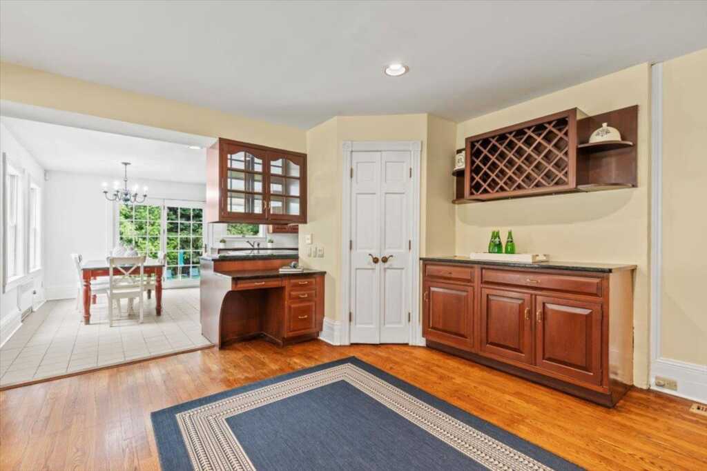 655 North Street, Rye, NY 10580 - Photo 9 of 48