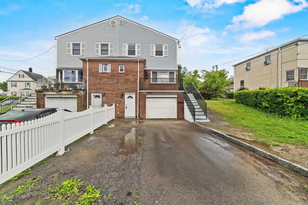 129 Drake Avenue, New Rochelle, NY 10805