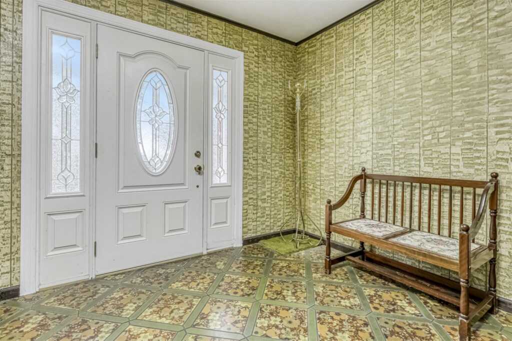 15 Strathmore Drive, New City, NY 10956 - Photo 4 of 22