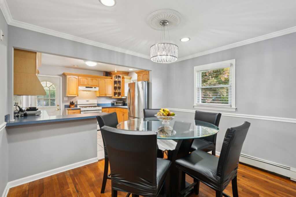 17 Maplewood Boulevard, Suffern, NY 10901 - Photo 16 of 47