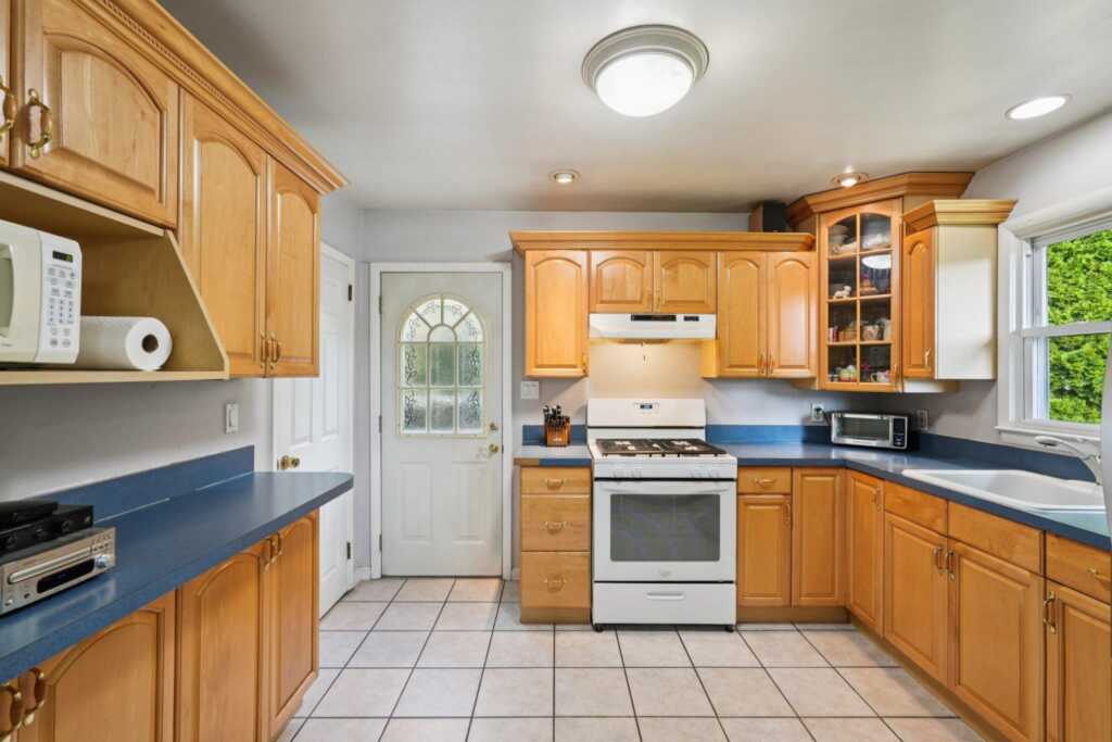 17 Maplewood Boulevard, Suffern, NY 10901 - Photo 17 of 47
