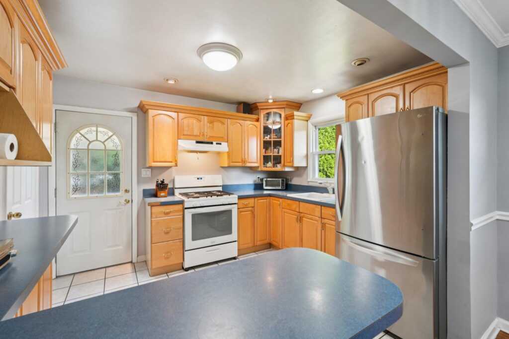 17 Maplewood Boulevard, Suffern, NY 10901 - Photo 22 of 47