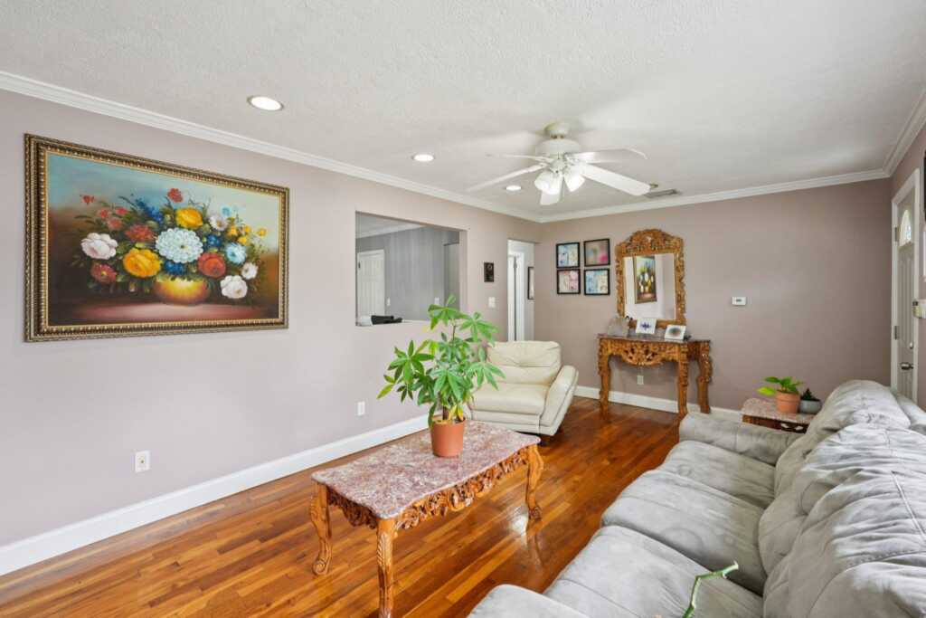 17 Maplewood Boulevard, Suffern, NY 10901 - Photo 9 of 47
