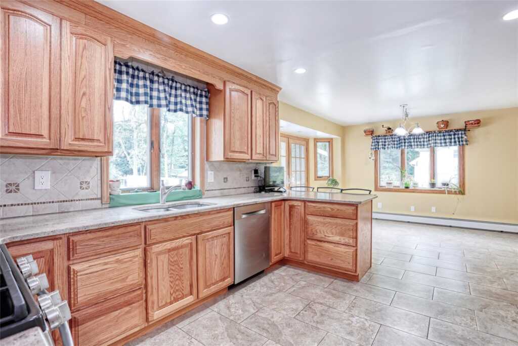 111 Route 59, Suffern, NY 10901 - Photo 11 of 28