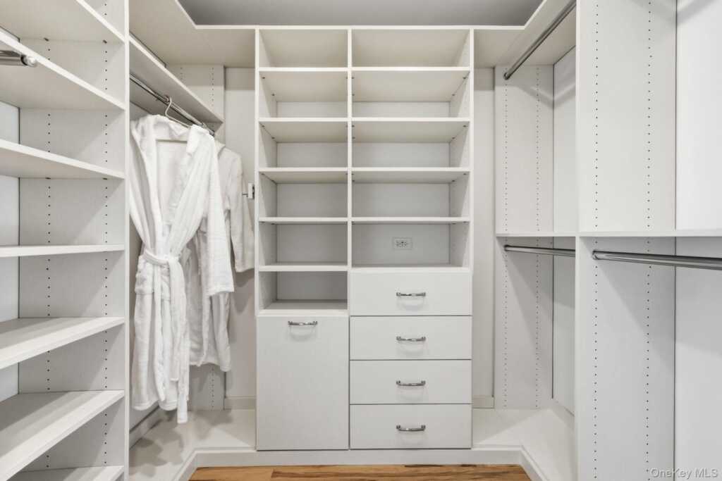 80 Grapal Street, Rye, NY 10580 - Photo 20 of 38