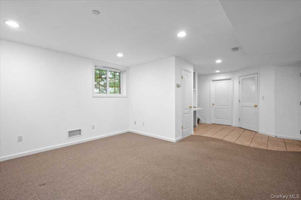 60 Bellefair Road, Rye, NY 10573 - Photo 21 of 40