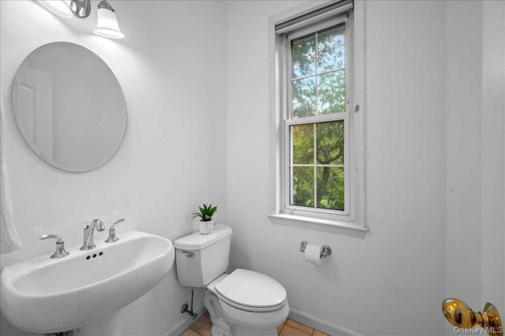 60 Bellefair Road, Rye, NY 10573 - Photo 6 of 40