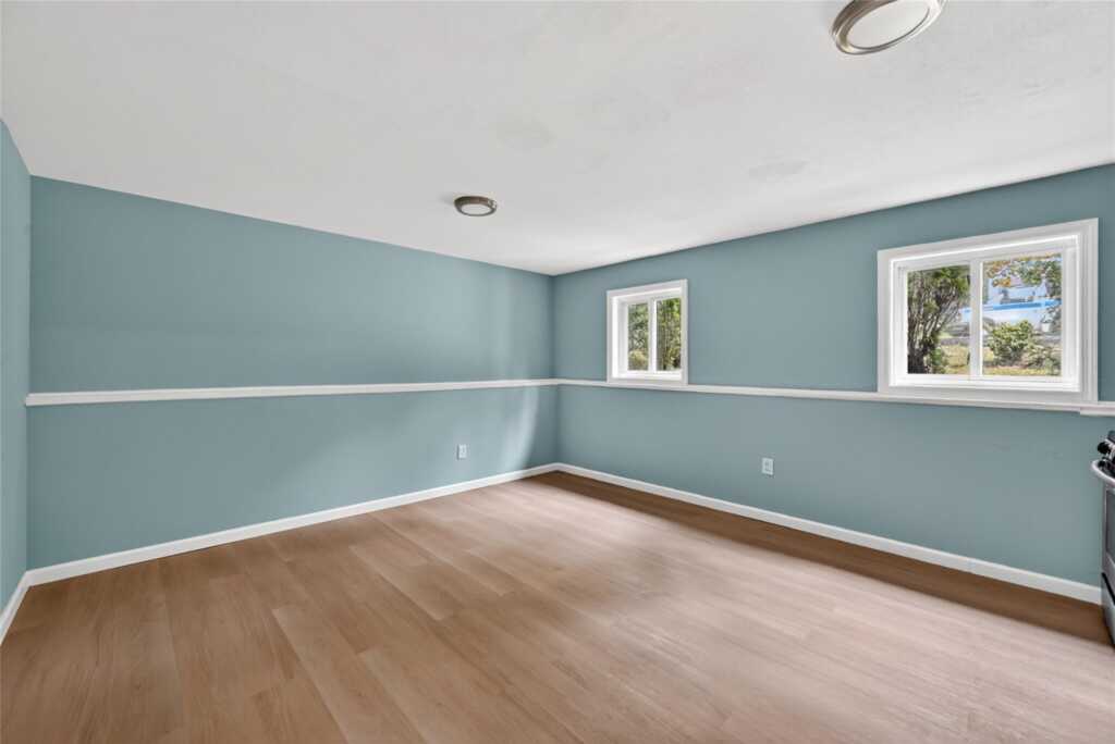 402 Kings Highway, Valley Cottage, NY 10989 - Photo 30 of 50