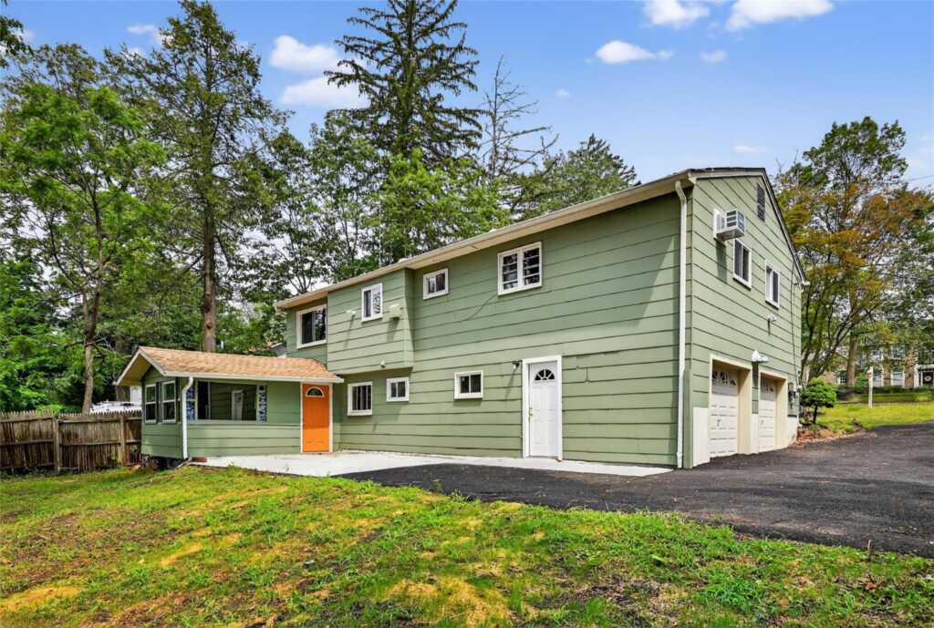 402 Kings Highway, Valley Cottage, NY 10989 - Photo 47 of 50