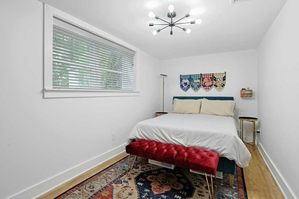 73 Bon Air Avenue, New Rochelle, NY 10804 - Photo 17 of 25