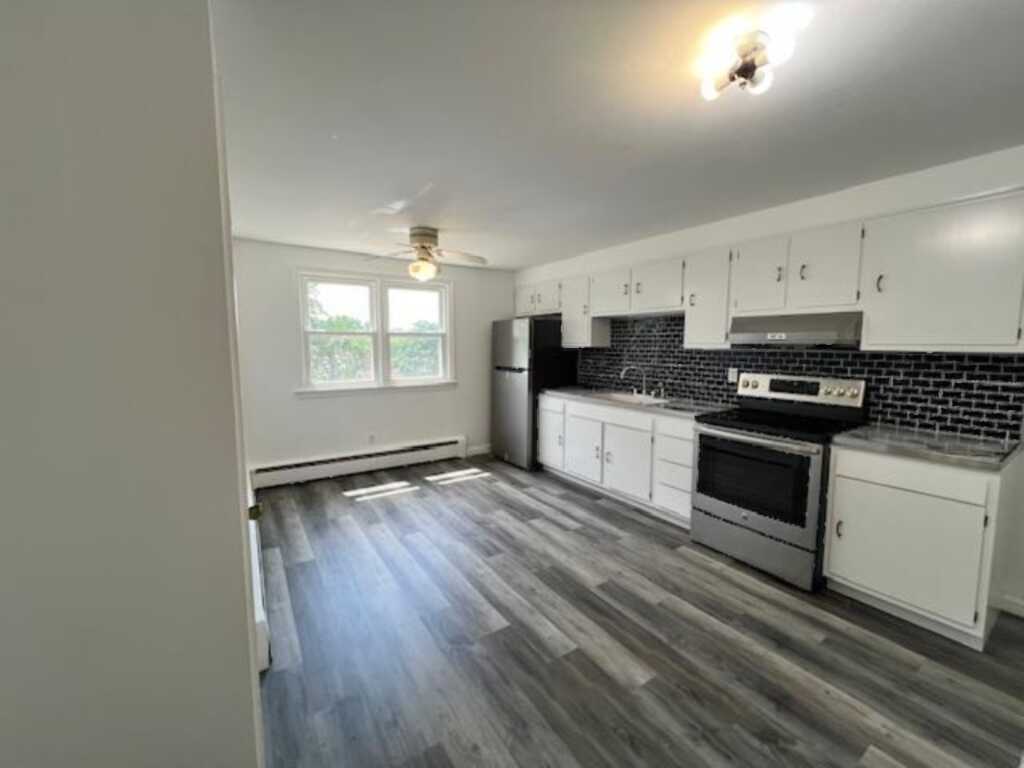 10 Rockland Avenue, Rye, NY 10573 - Photo 2 of 9