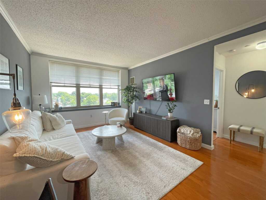 300 Mamaroneck Avenue, Unit #716, White Plains, NY 10605 - Photo 2 of 17