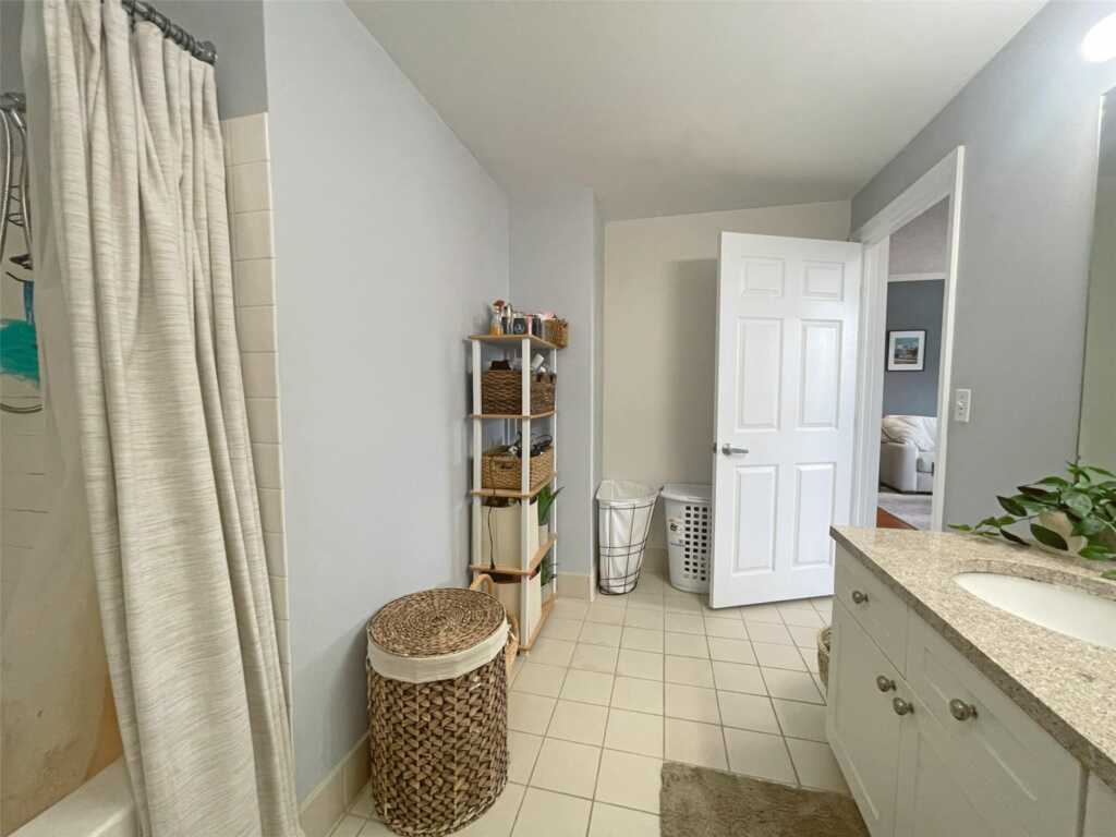 300 Mamaroneck Avenue, Unit #716, White Plains, NY 10605 - Photo 9 of 17