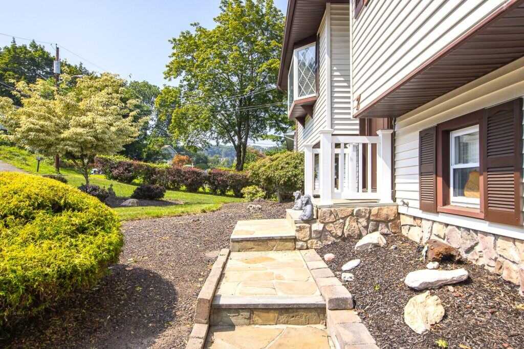 7 Gilmore Drive, Stony Point, NY 10980 - Photo 6 of 33