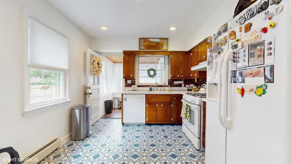 19 Crestwood Drive, New City, NY 10956 - Photo 13 of 50
