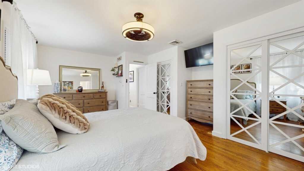 19 Crestwood Drive, New City, NY 10956 - Photo 17 of 50