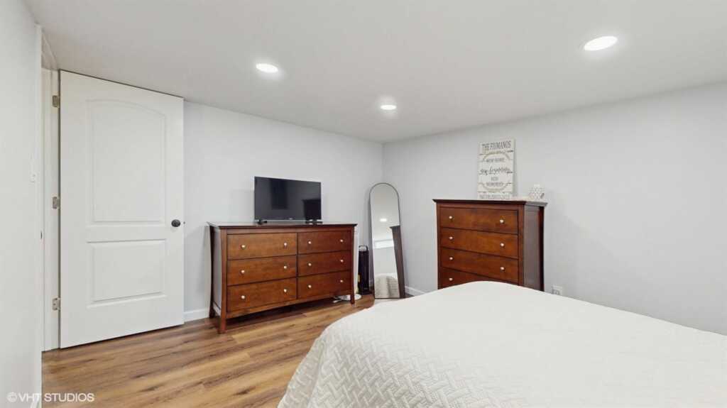 19 Crestwood Drive, New City, NY 10956 - Photo 36 of 50