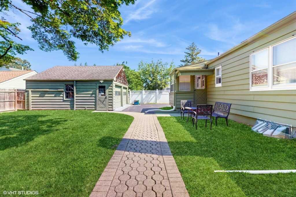 19 Crestwood Drive, New City, NY 10956 - Photo 47 of 50