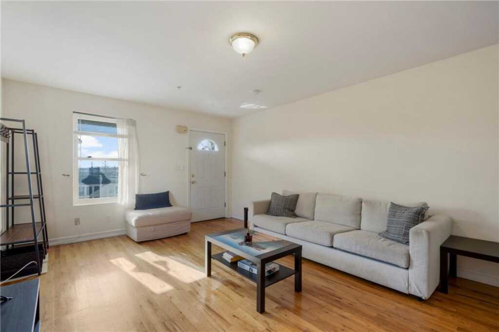 509 Grade Street, Rye, NY 10543 - Photo 4 of 23
