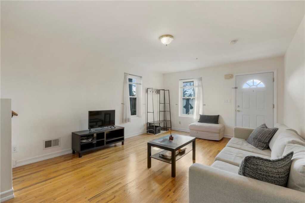 509 Grade Street, Rye, NY 10543 - Photo 5 of 23