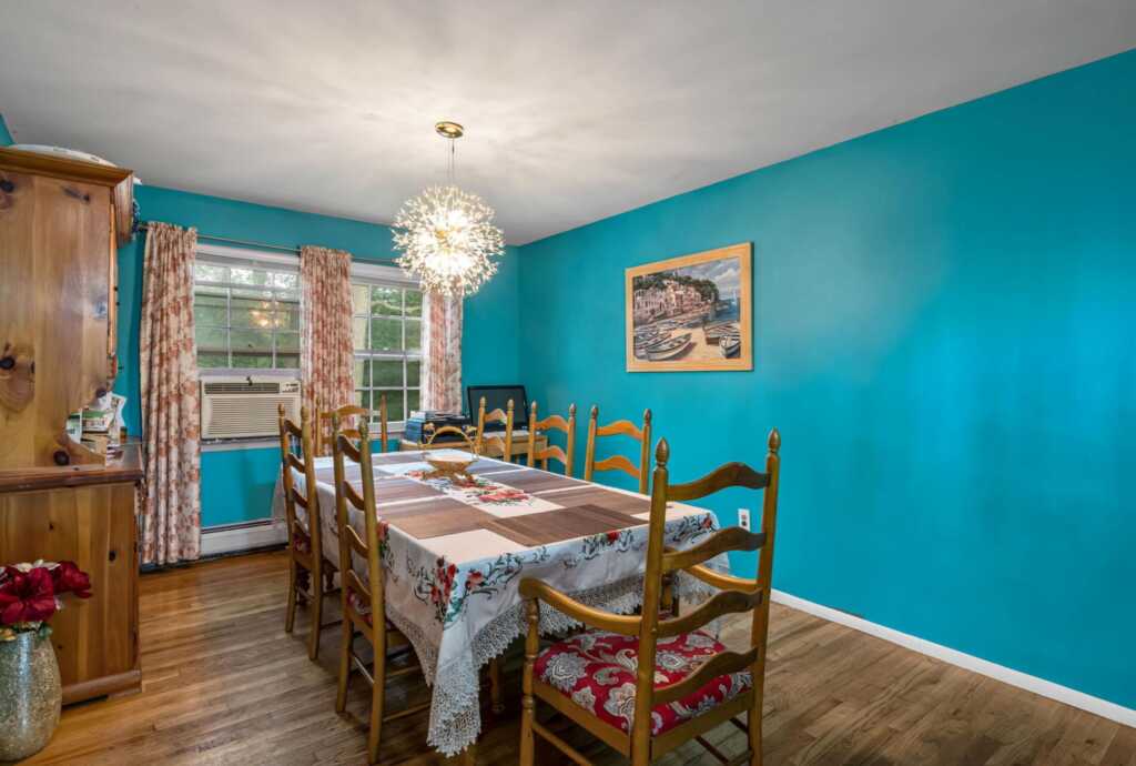 95 Hillside Avenue, Suffern, NY 10901 - Photo 10 of 28
