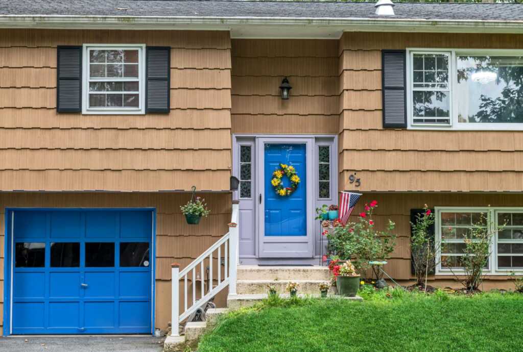 95 Hillside Avenue, Suffern, NY 10901 - Photo 3 of 28