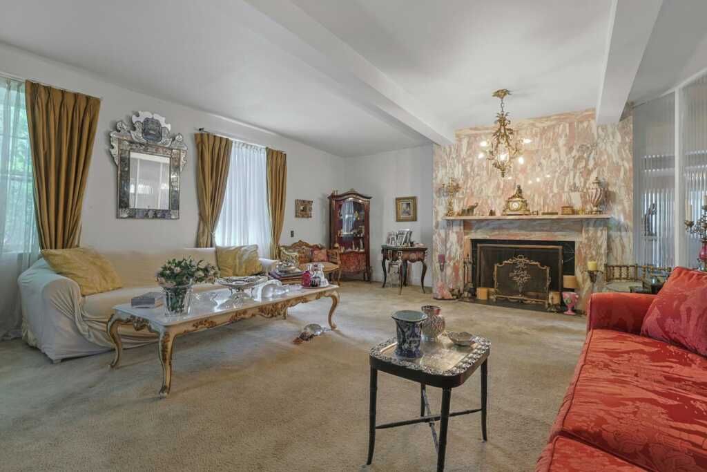 50 Forest Circle, New Rochelle, NY 10804 - Photo 3 of 17