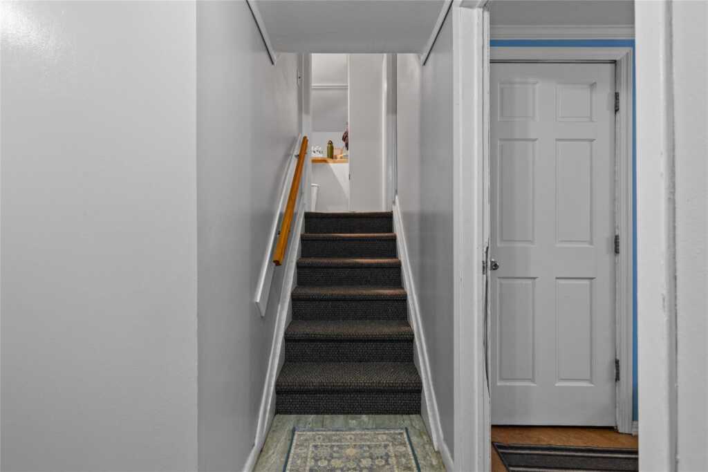 8 Valley View Terrace, Suffern, NY 10901 - Photo 19 of 33