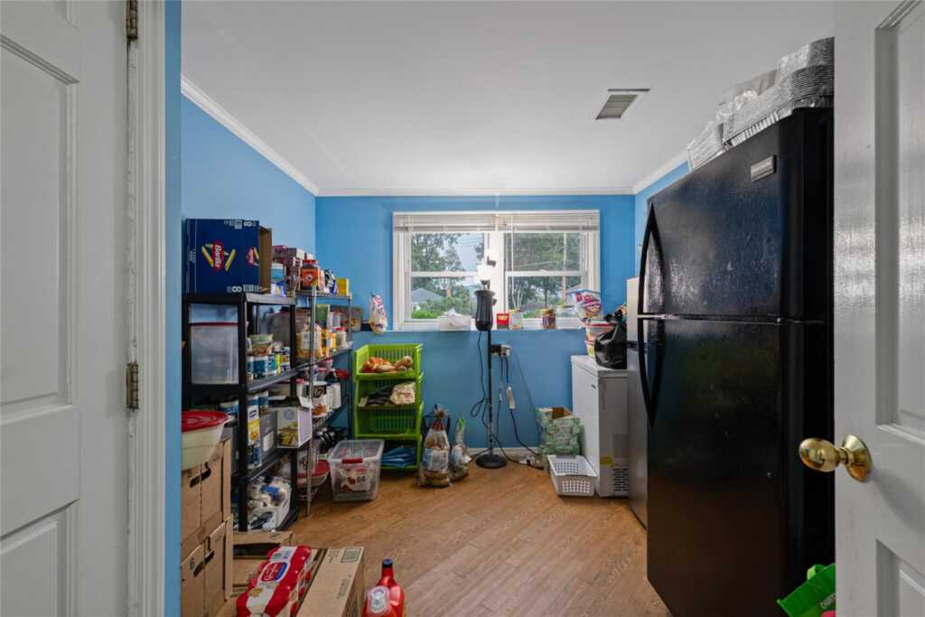 8 Valley View Terrace, Suffern, NY 10901 - Photo 20 of 33