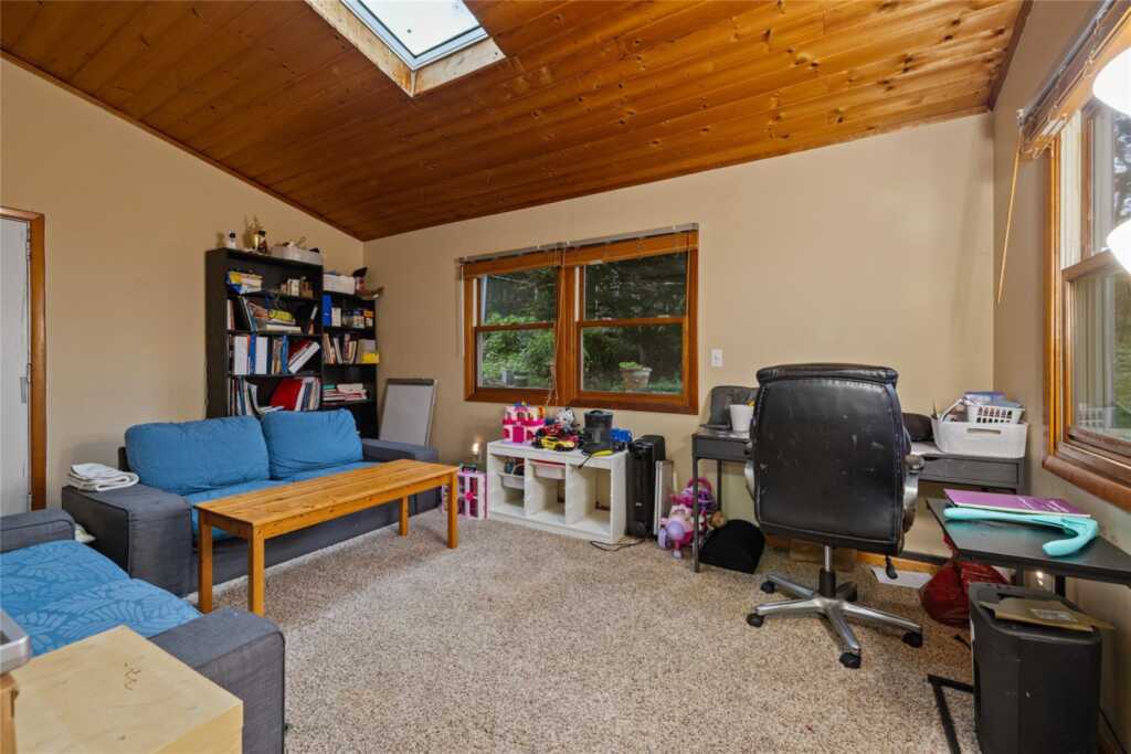 8 Valley View Terrace, Suffern, NY 10901 - Photo 21 of 33