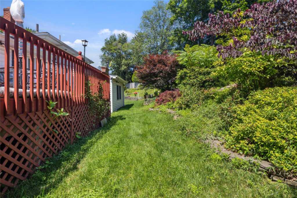 8 Valley View Terrace, Suffern, NY 10901 - Photo 28 of 33