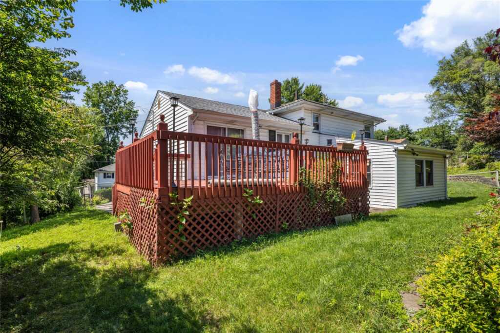 8 Valley View Terrace, Suffern, NY 10901 - Photo 29 of 33