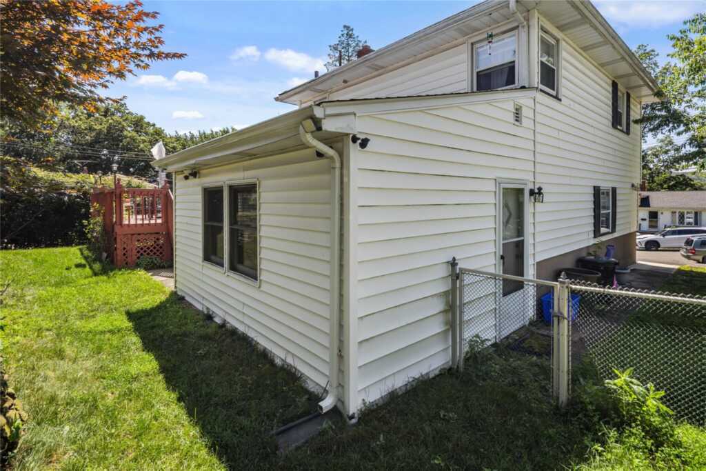 8 Valley View Terrace, Suffern, NY 10901 - Photo 30 of 33