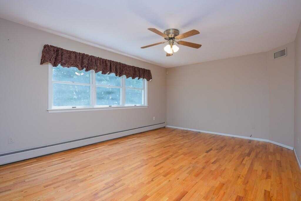 68 Walter Drive, Stony Point, NY 10980 - Photo 10 of 21