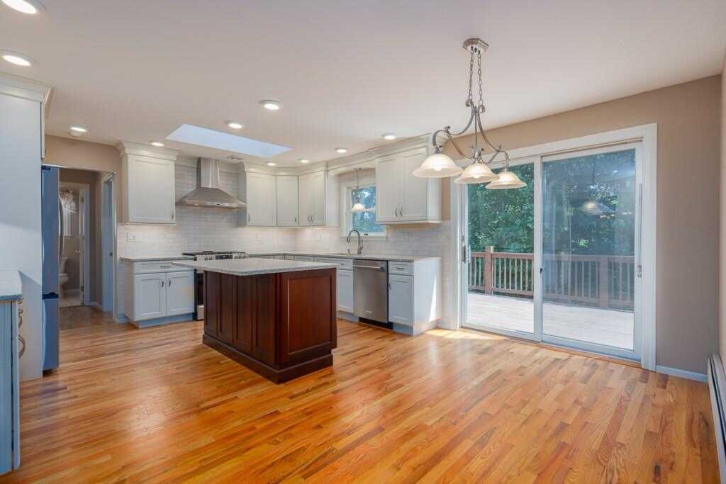 68 Walter Drive, Stony Point, NY 10980 - Photo 4 of 21