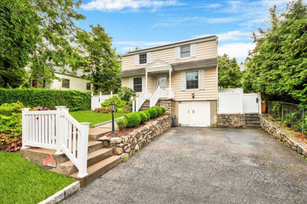 2356 Palmer Avenue, New Rochelle, NY 10801 - Photo 24 of 28