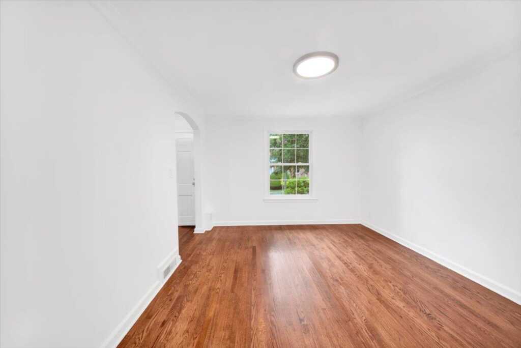 2356 Palmer Avenue, New Rochelle, NY 10801 - Photo 7 of 28