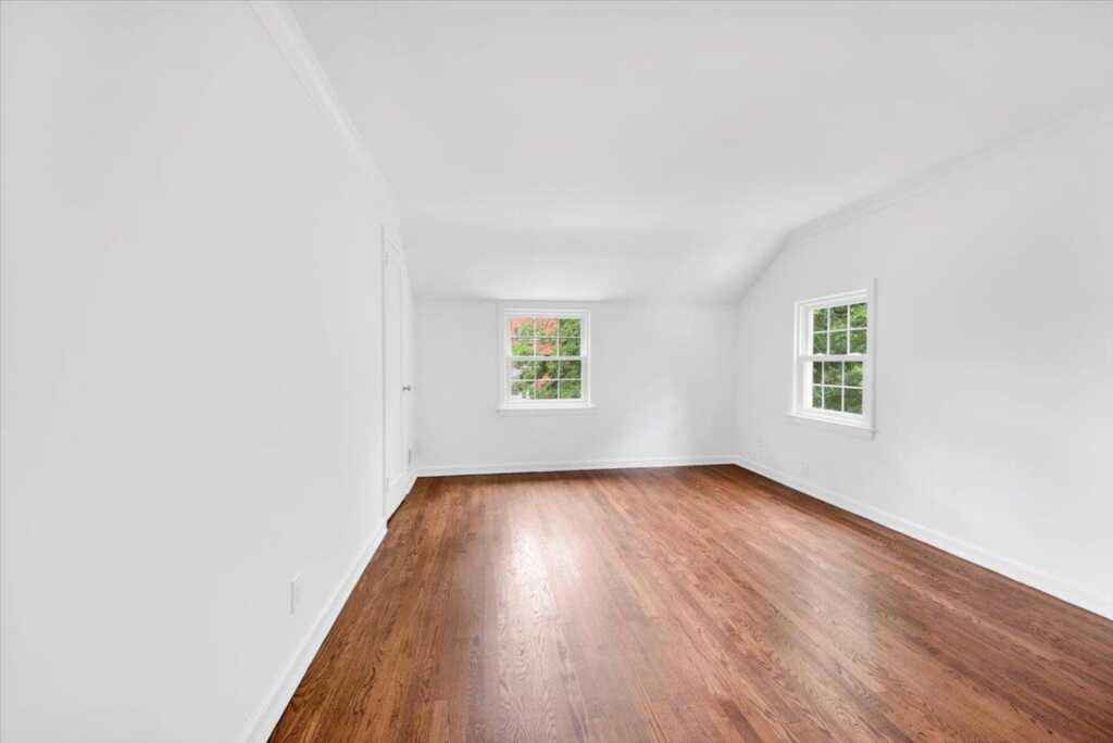 2356 Palmer Avenue, New Rochelle, NY 10801 - Photo 9 of 28