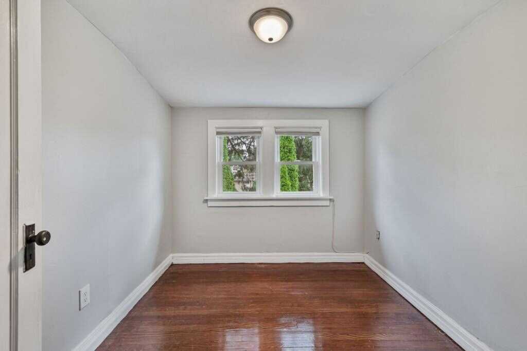 14 Cooper Dr, Nanuet, NY 10954 - Photo 28 of 33