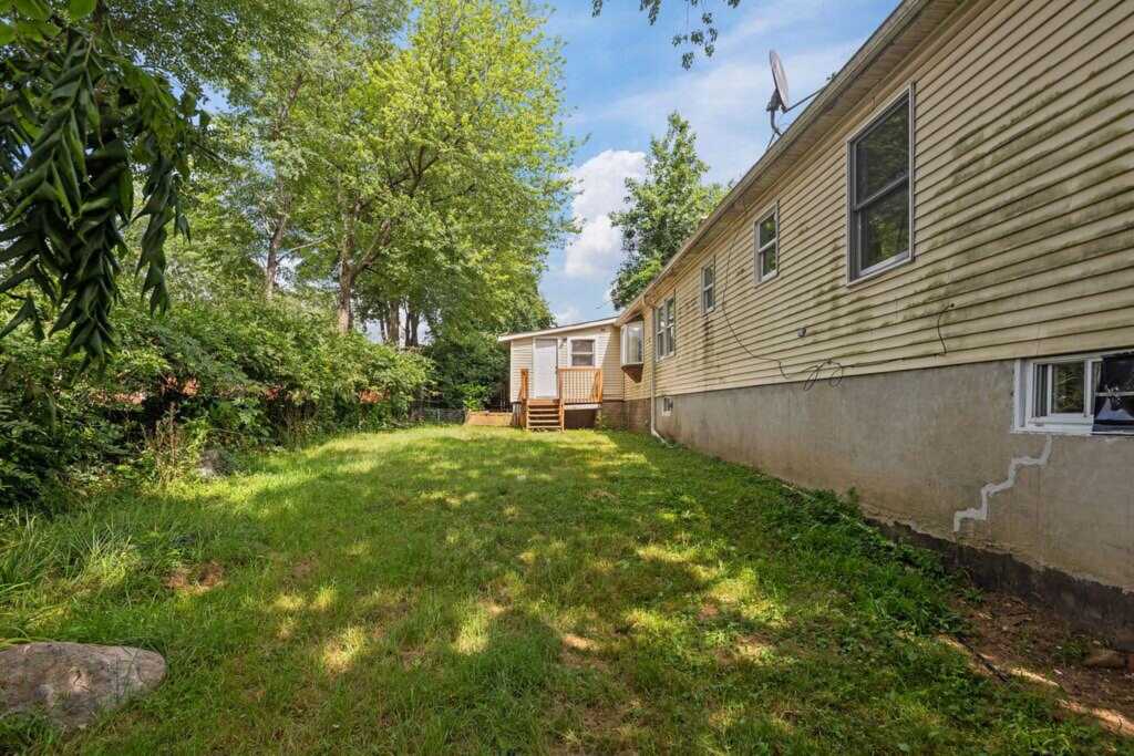 14 Cooper Dr, Nanuet, NY 10954 - Photo 32 of 33