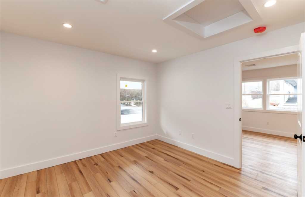 323 Highland Avenue, Nyack, NY 10960 - Photo 17 of 33