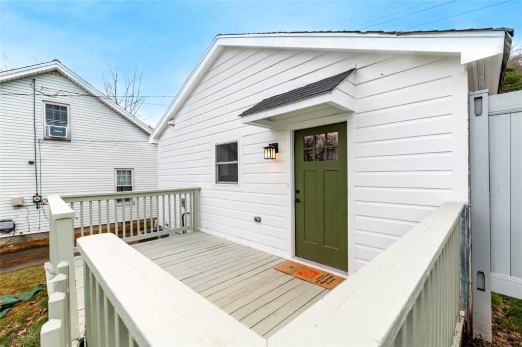 323 Highland Avenue, Nyack, NY 10960 - Photo 28 of 33