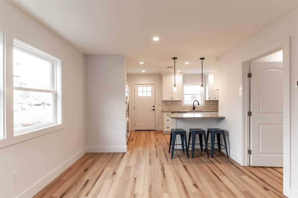 323 Highland Avenue, Nyack, NY 10960 - Photo 5 of 33
