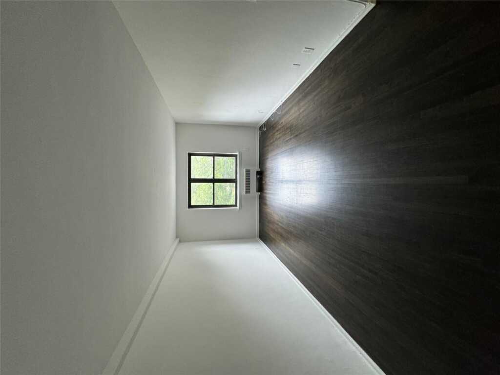 59 Old Mamaroneck Road, Unit #4F, White Plains, NY 10605 - Photo 3 of 10
