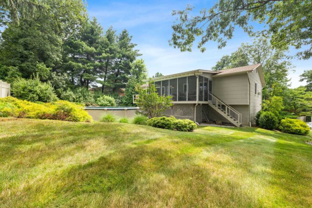 27 Stubbe Drive, Stony Point, NY 10980 - Photo 30 of 36
